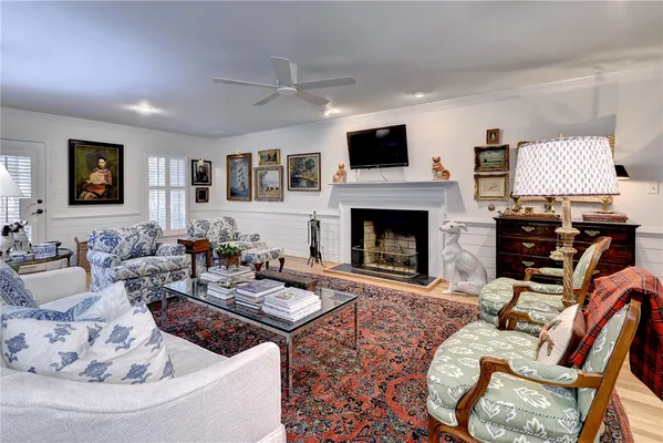 Property Slideshow image 3 of 41 | 203 par dr, Williamsburg, VA, 23188