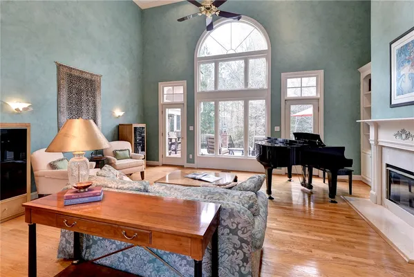 Property Slideshow image 2 of 50 | 2009 moses harper, Williamsburg, VA, 23185