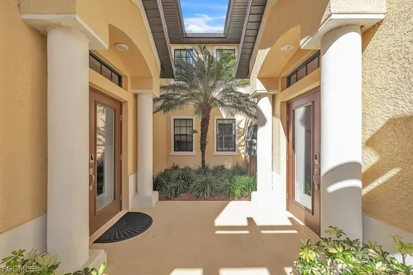Property Slideshow image 3 of 50 | 10498 casella way 202, Fort Myers, FL, 33913