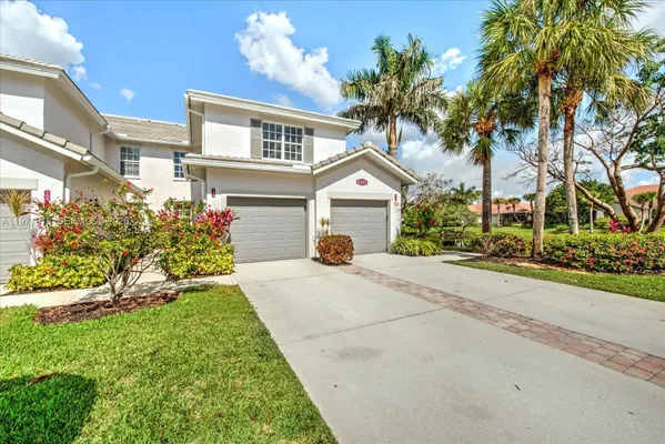 Property Slideshow image 2 of 34 | 8385 whisper trace ln 104, Naples, FL, 34114