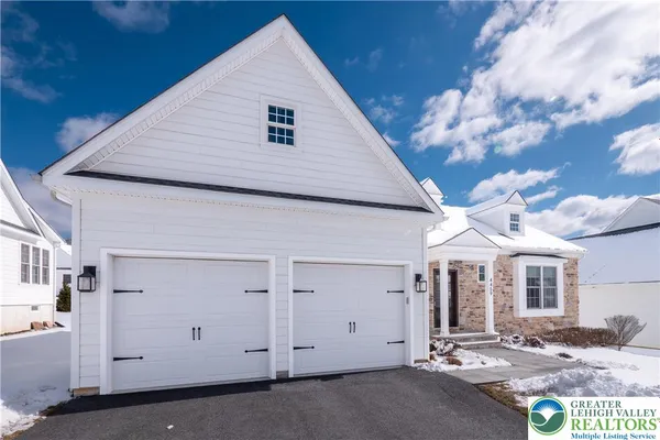 Property Slideshow image 2 of 39 | 4459 old saucon rd, Upper Saucon Twp, PA, 18015