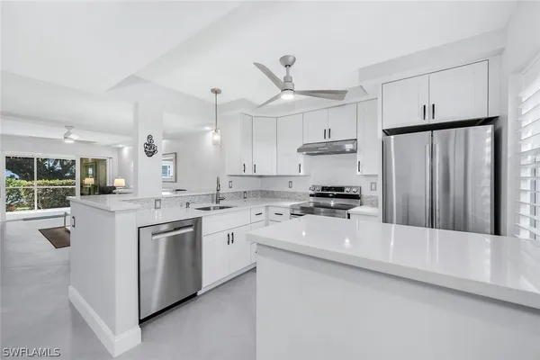 Property Slideshow image 3 of 40 | 3055 riviera dr 102, Naples, FL, 34103