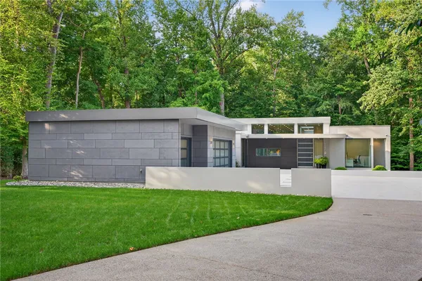 Property Slideshow image 2 of 50 | 132 jeffersons hundred, Williamsburg, VA, 23185