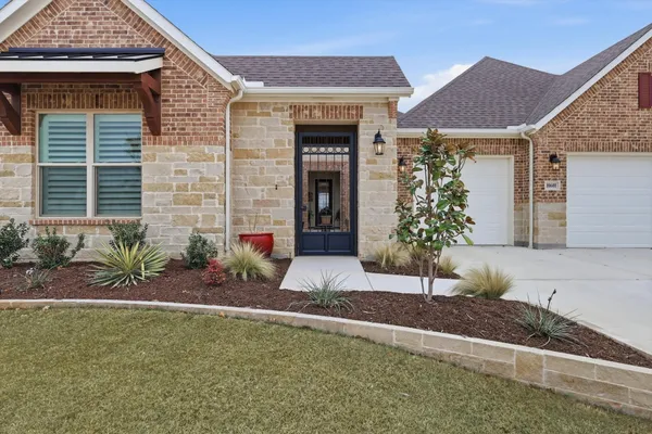 Property Slideshow image 2 of 40 | 10601 drinkwater dr, Denton, TX, 76207