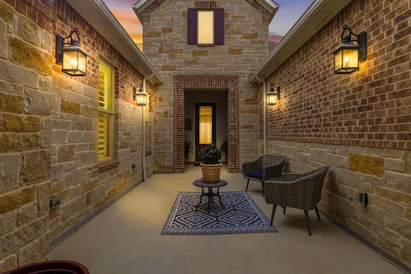 Property Slideshow image 3 of 40 | 10601 drinkwater dr, Denton, TX, 76207