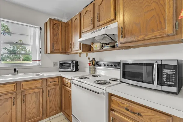 Property Slideshow image 3 of 35 | 37 vista gardens trl 101, Vero Beach, FL, 32962