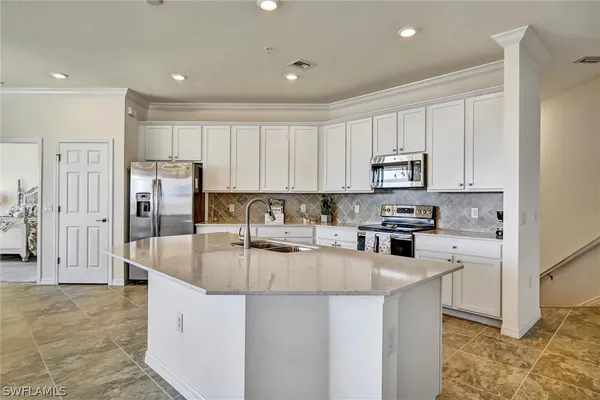 Property Slideshow image 3 of 45 | 11777 grand belvedere way 201, Fort Myers, FL, 33913