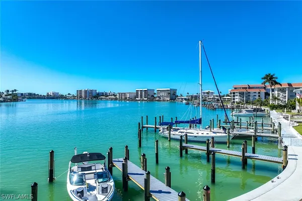 Property Slideshow image 3 of 31 | 350 harbour dr 350, Naples, FL, 34103