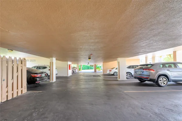 Property Slideshow image 2 of 27 | 1400 saint charles pl 420, Pembroke Pines, FL, 33026