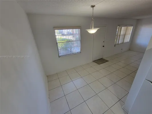 Property Slideshow image 3 of 21 | 300 sw 134th way 113e, Pembroke Pines, FL, 33027