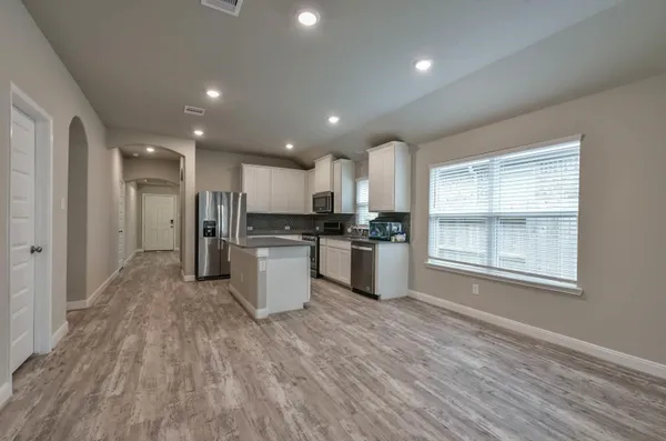 Property Slideshow image 2 of 34 | 11210 pavonia creek ct, Richmond, TX, 77406