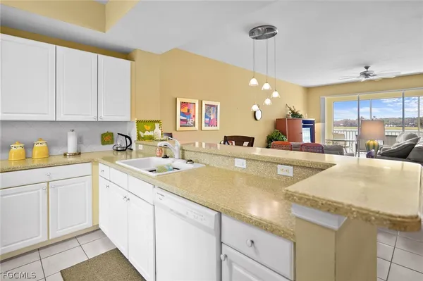 Property Slideshow image 2 of 50 | 10720 ravenna way 203, Fort Myers, FL, 33913