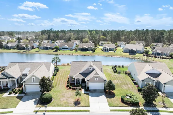 Property Slideshow image 2 of 55 | 15 tree rose pl, Bluffton, SC, 29910