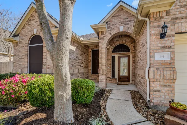 Property Slideshow image 2 of 49 | 34 sovereign way, Conroe, TX, 77384