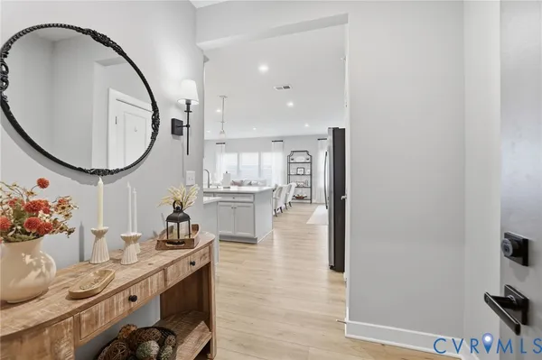 Property Slideshow image 3 of 17 | 6635 citory way 306, Moseley, VA, 23120