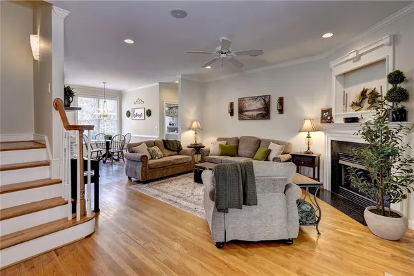 Property Slideshow image 2 of 43 | 164 heritage pointe, Williamsburg, VA, 23188