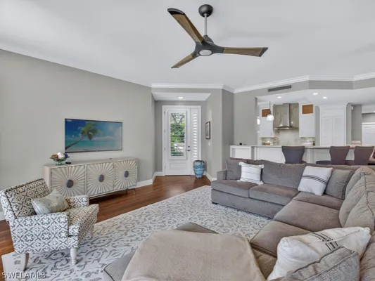 Property Slideshow image 3 of 28 | 540 via veneto 102, Naples, FL, 34108