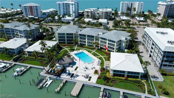 Property Slideshow image 3 of 46 | 2850 gulf shore blvd 108, Naples, FL, 34103