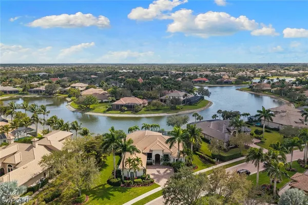 Property Slideshow image 2 of 49 | 7506 hogan ct, Naples, FL, 34113