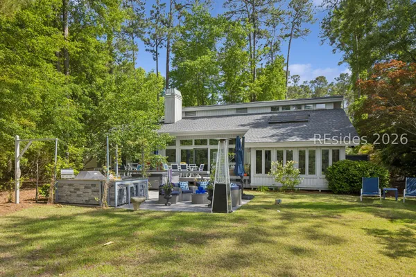 Property Slideshow image 3 of 82 | 6 sea otter ct, Hilton Head Island, SC, 29926