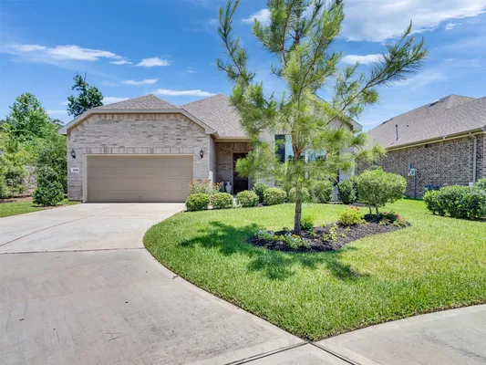 Property Slideshow image 2 of 45 | 223 spotted saddle court ct, The Woodlands, TX, 77382