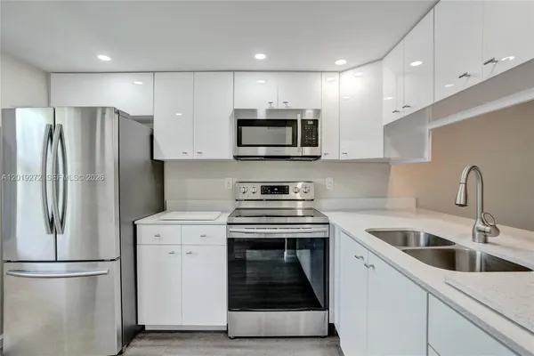 Property Slideshow image 3 of 64 | 1108 bahama bnd b1, Coconut Creek, FL, 33066