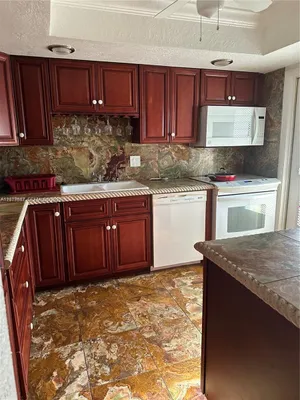 Property Slideshow image 2 of 5 | 19051 ne 2nd ave 1514, Miami, FL, 33179