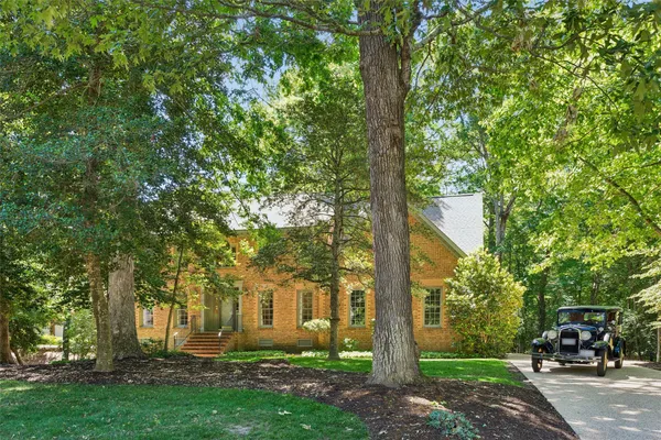 Property Slideshow image 3 of 52 | 2305 w island rd, Williamsburg, VA, 23185