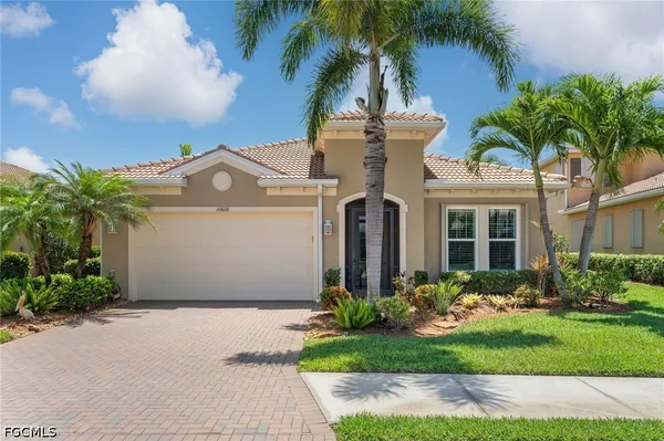 Property Slideshow image 3 of 30 | 10600 carena cir, Fort Myers, FL, 33913