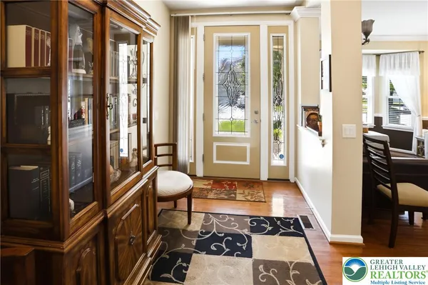 Property Slideshow image 2 of 41 | 45 inverness ln, Palmer Twp, PA, 18045