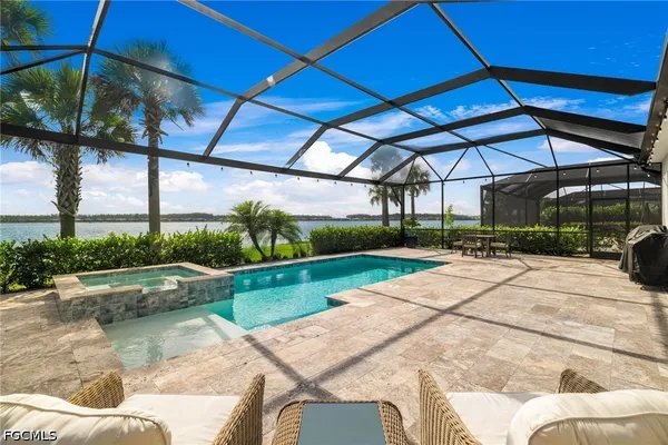 Property Slideshow image 3 of 50 | 13682 blue bay cir, Fort Myers, FL, 33913