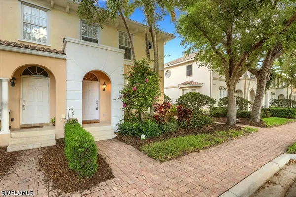 Property Slideshow image 2 of 46 | 6284 towncenter cir, Naples, FL, 34119