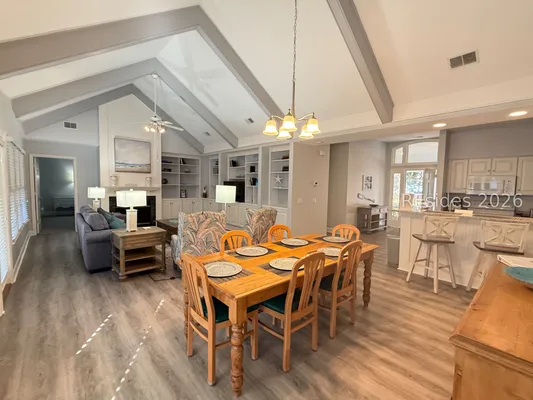 Property Slideshow image 3 of 21 | 30 aberdeen ct, Hilton Head Island, SC, 29926