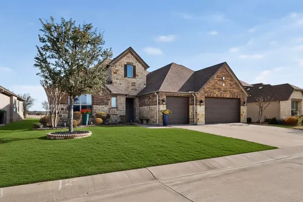 Property Slideshow image 2 of 39 | 12213 grosbeak dr, Denton, TX, 76207
