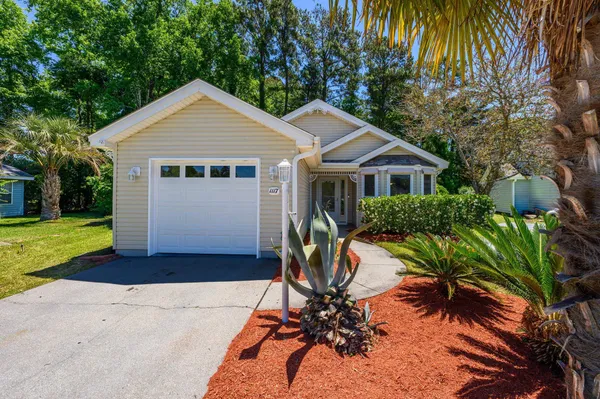 Property Slideshow image 3 of 37 | 1117 ganton way, Myrtle Beach, SC, 29588