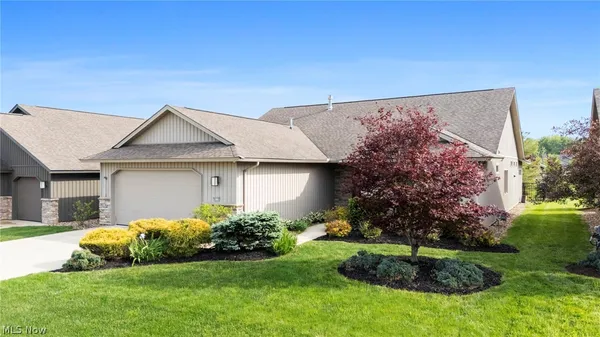 Property Slideshow image 2 of 33 | 9070 hummingbird ln, North Ridgeville, OH, 44039