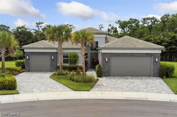 Property Slideshow image 2 of 48 | 12083 azalea way, Naples, FL, 34120