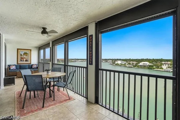 Property Slideshow image 2 of 48 | 2400 gulf shore blvd 604, Naples, FL, 34103