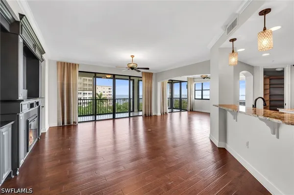 Property Slideshow image 3 of 24 | 11640 court of palms 301, Fort Myers, FL, 33908