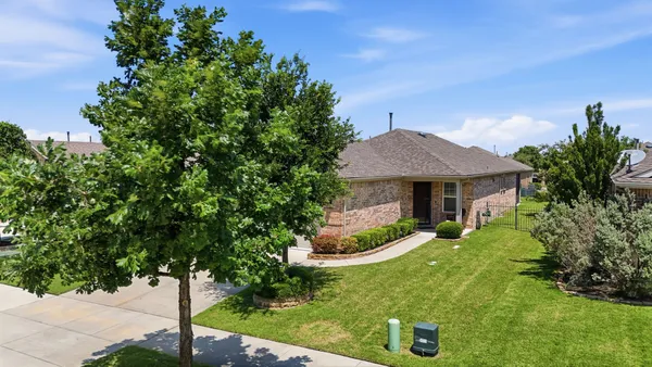 Property Slideshow image 3 of 26 | 3146 full sail ln, Frisco, TX, 75036