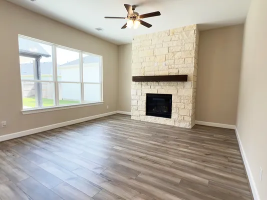 Property Slideshow image 3 of 10 | 23634 golden birch bnd, Tomball, TX, 77375