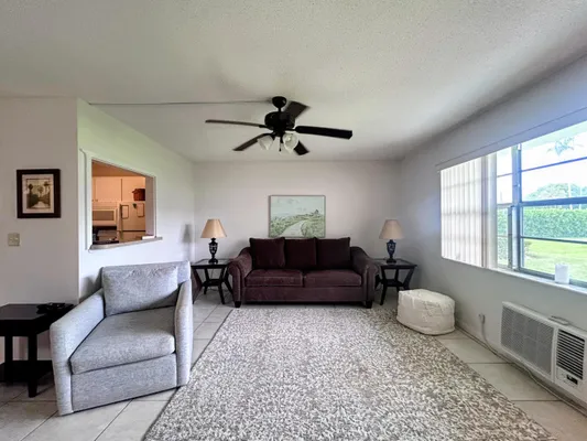 Property Slideshow image 2 of 33 | 680 horizons 103, Boynton Beach, FL, 33435