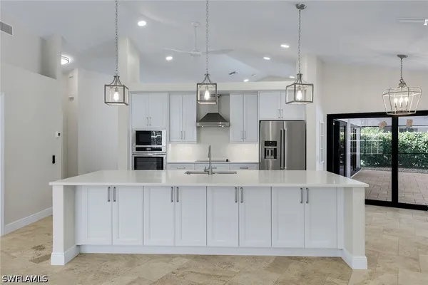 Property Slideshow image 2 of 18 | 235 silverado dr, Naples, FL, 34119