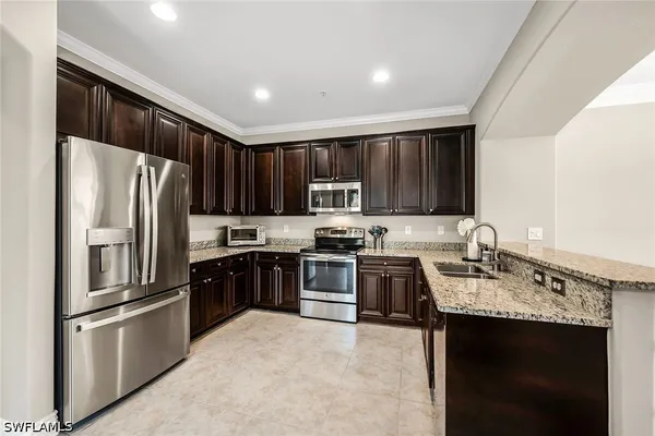 Property Slideshow image 3 of 48 | 9066 albion ln 5101, Naples, FL, 34113