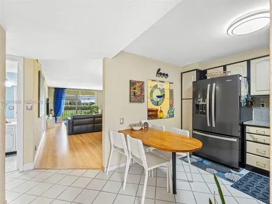 Property Slideshow image 2 of 35 | 9820 s hollybrook lake dr 208, Pembroke Pines, FL, 33025