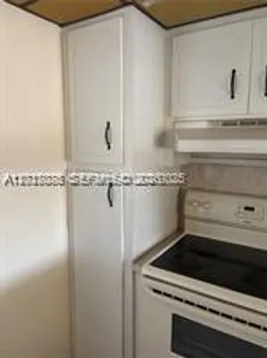 Property Slideshow image 3 of 4 | 3774 inverrary blvd 305p, Lauderhill, FL, 33319
