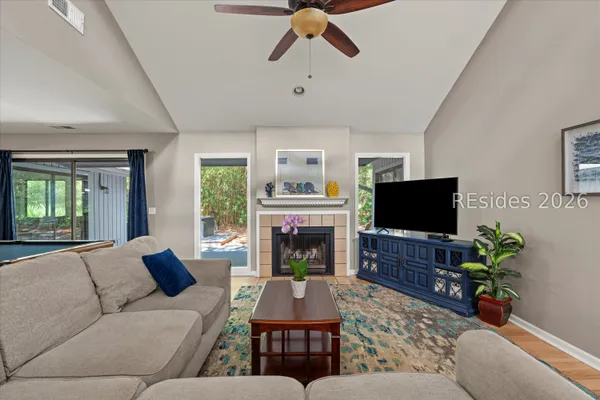 Property Slideshow image 2 of 43 | 4 sycamore ln, Hilton Head Island, SC, 29926
