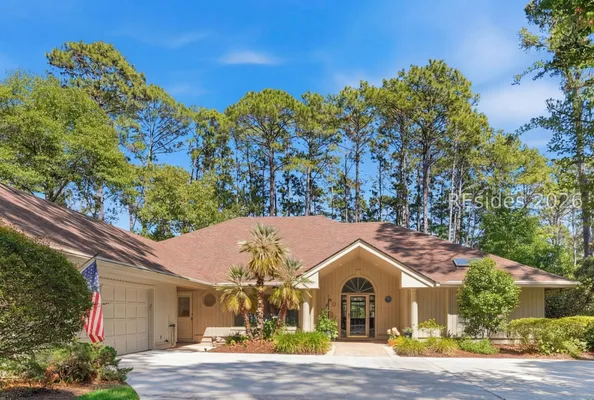 Property Slideshow image 3 of 48 | 6 shadewood ln, Hilton Head Island, SC, 29926