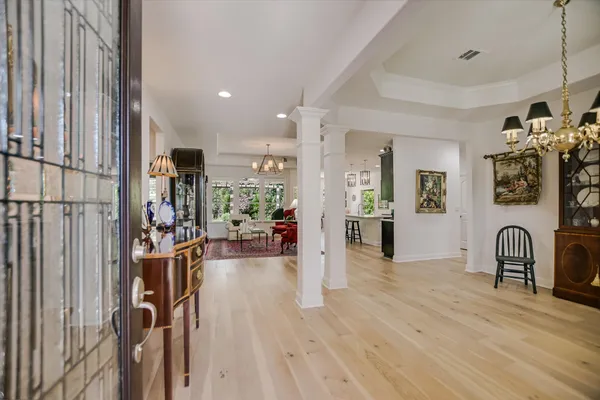 Property Slideshow image 3 of 30 | 906 holiday creek ln, Georgetown, TX, 78633