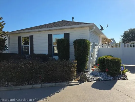 Property Slideshow image 2 of 5 | 17885 se 91st freedom ct, Other, FL, 32162